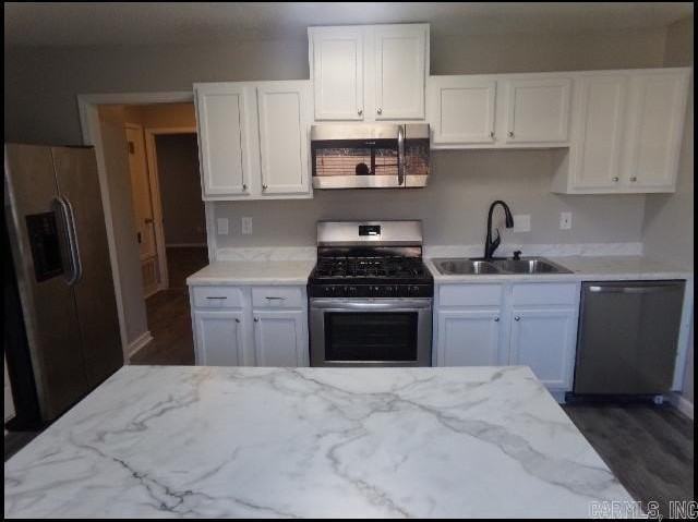 5319 Southboro Ct Apt A - Photo 3 of 15