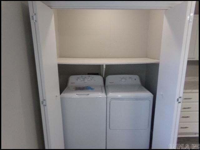 5319 Southboro Ct Apt A - Photo 6 of 15