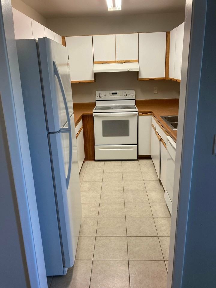 Alpine Apartments - Photo 3 of 4