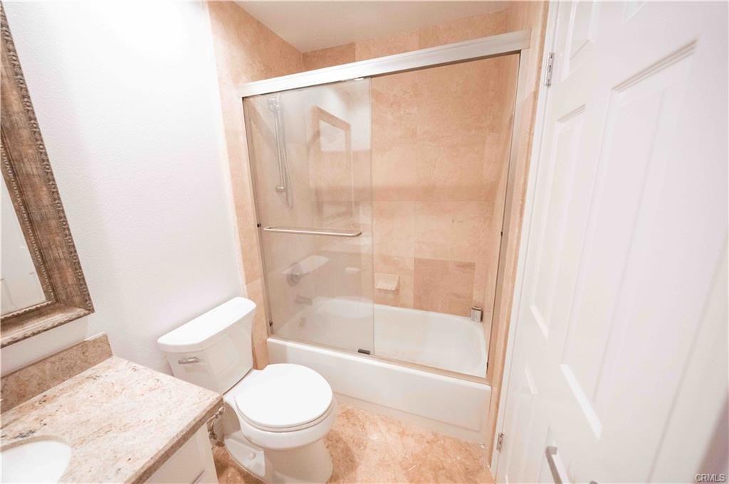 6 Coachman - Photo 3 of 8