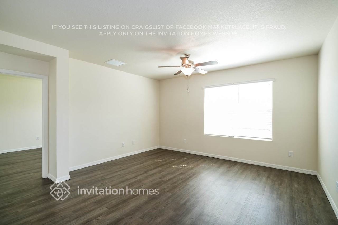 7750 Harbor Moor Dr - Photo 3 of 17