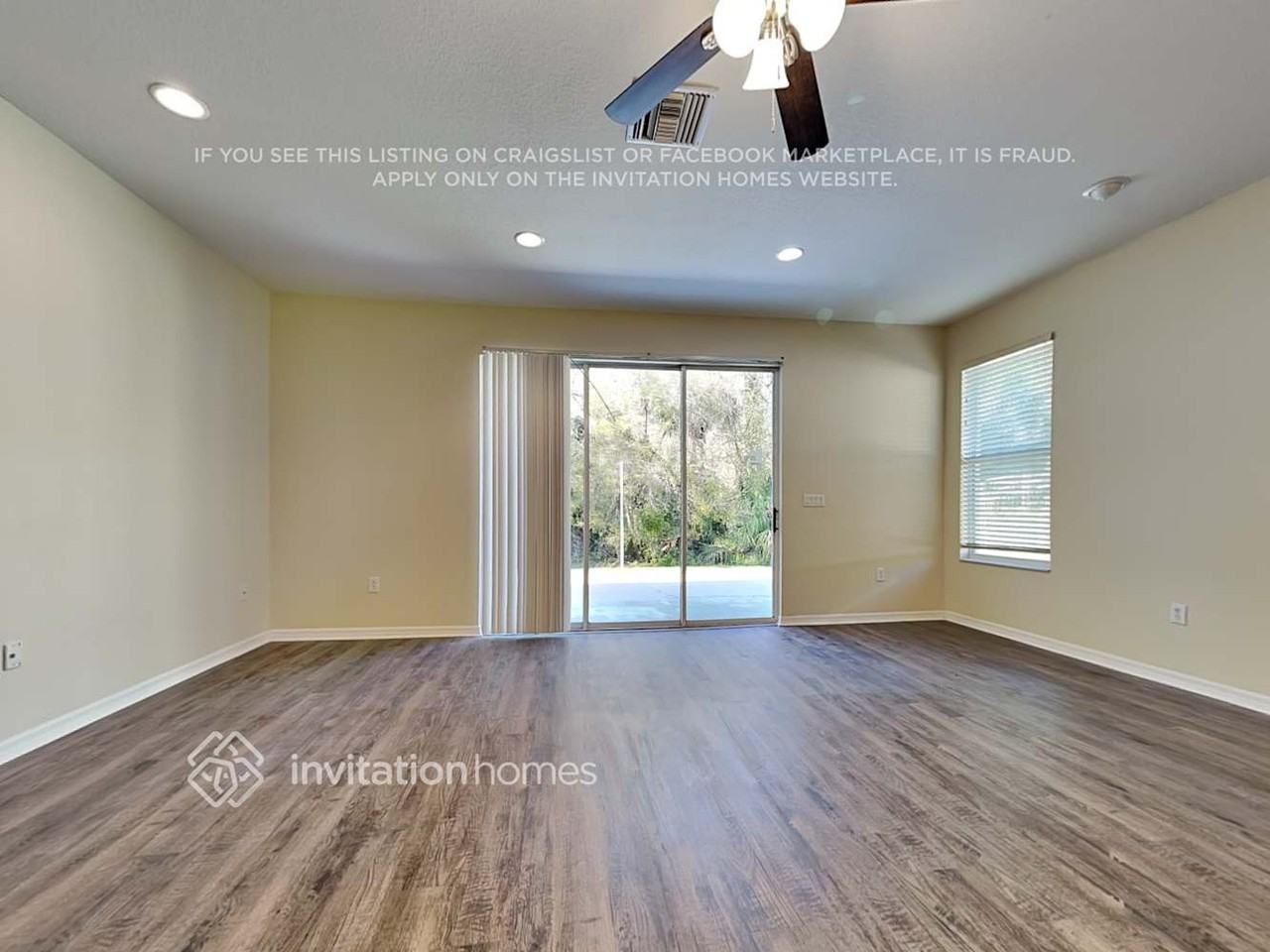 27609 Edenfield Dr - Photo 4 of 17