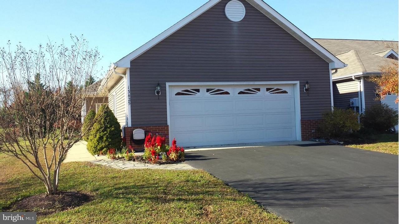 13425 Stowaway Ct - Photo 2 of 15