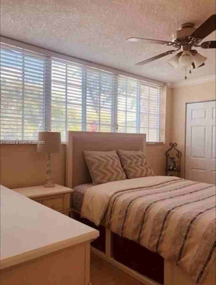 300 Madeira Ave ##102 - Photo 7 of 12