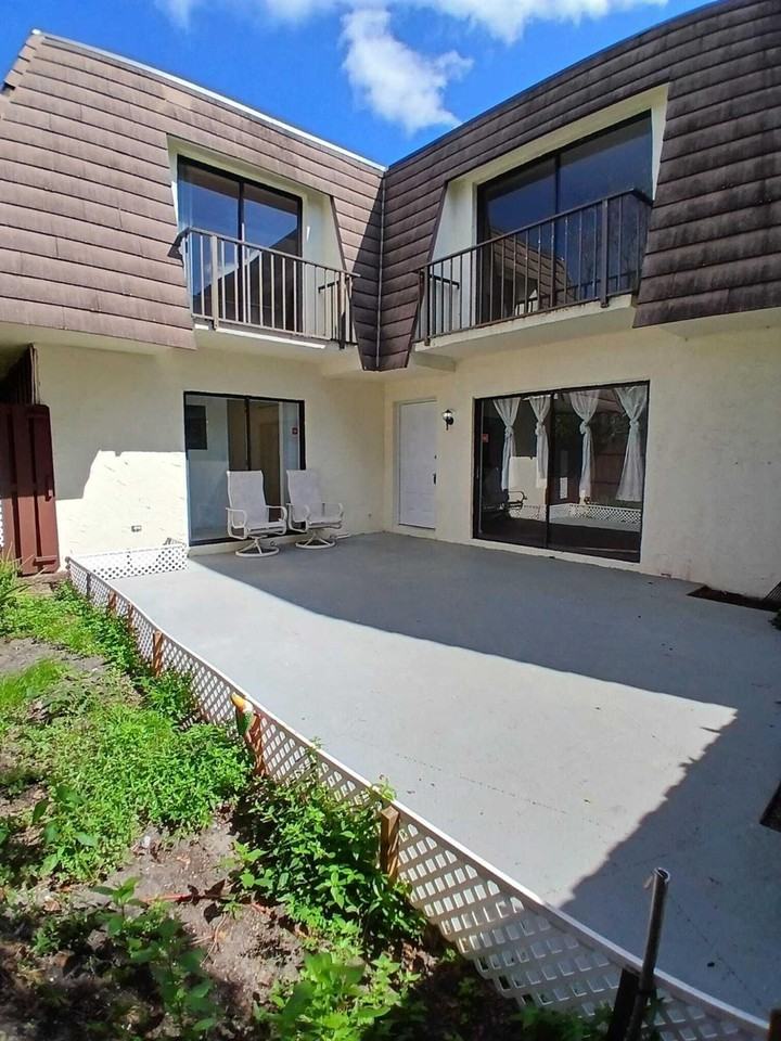 604 Miramar Ln - Photo 7 of 40