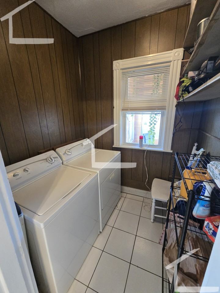 45 Falkland St #1 - Photo 3 of 16