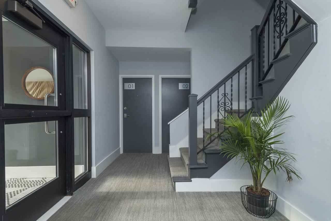 38 South St #8 - Photo 2 of 7