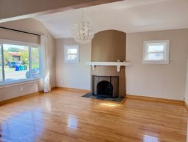 33rd Triplex - Photo 1 of 1