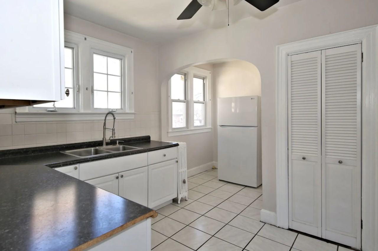 171 Harrison Ave Apt 2 - Photo 2 of 8