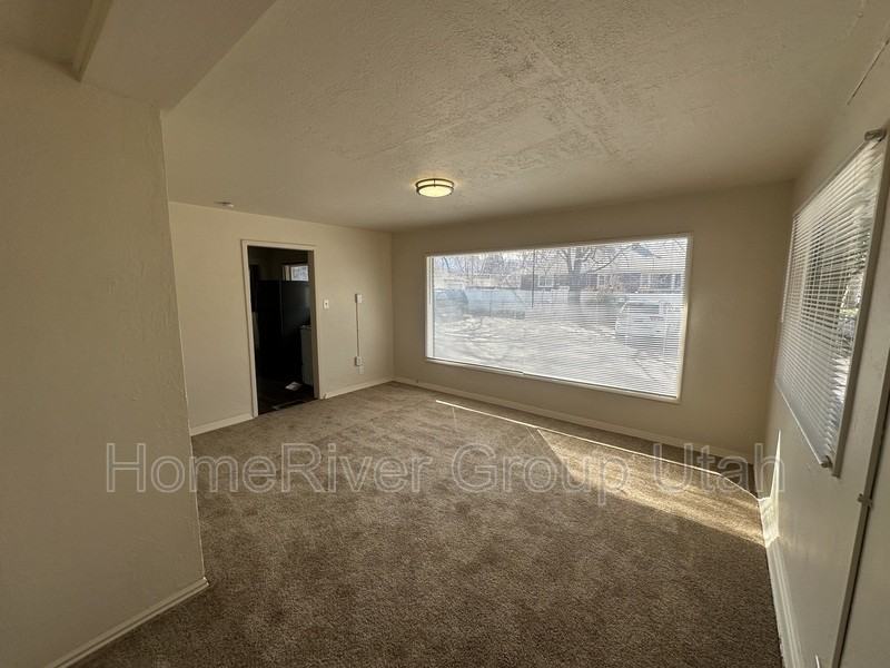 1985 Se Upstairs - Photo 3 of 10