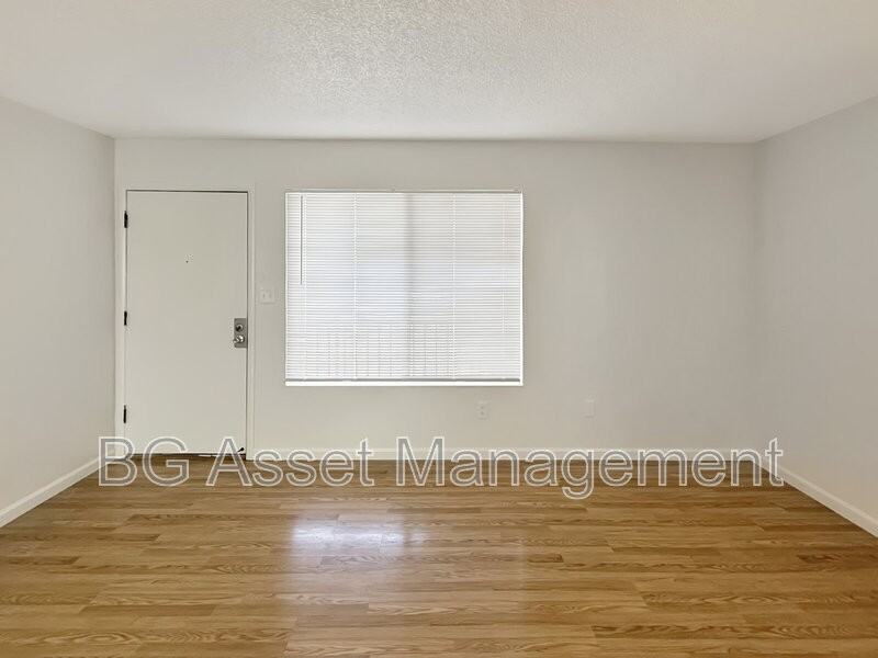 1610 Sanford Ave #3 - Photo 2 of 18