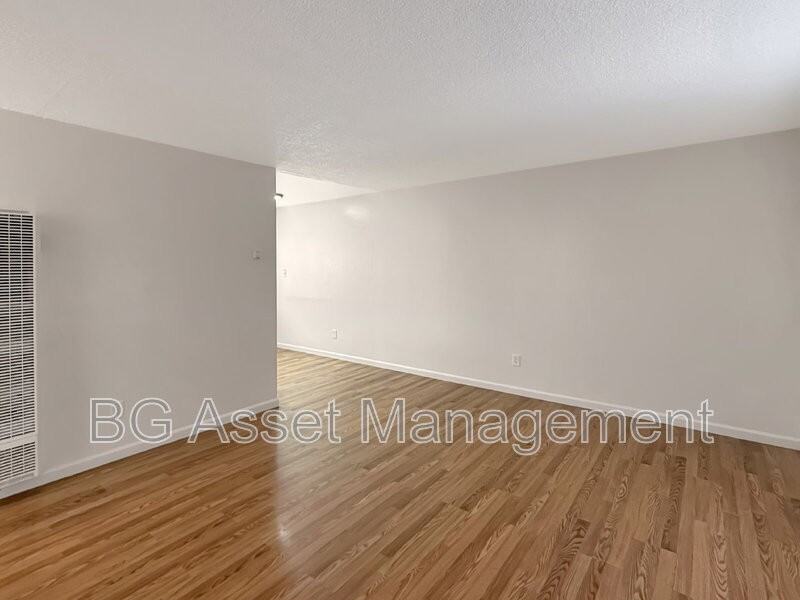 1610 Sanford Ave #3 - Photo 6 of 18