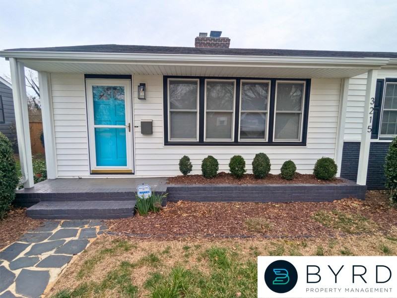 3215 Garrett St - Photo 3 of 23