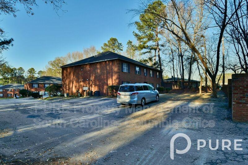 1011 Beatty Rd - Photo 3 of 25