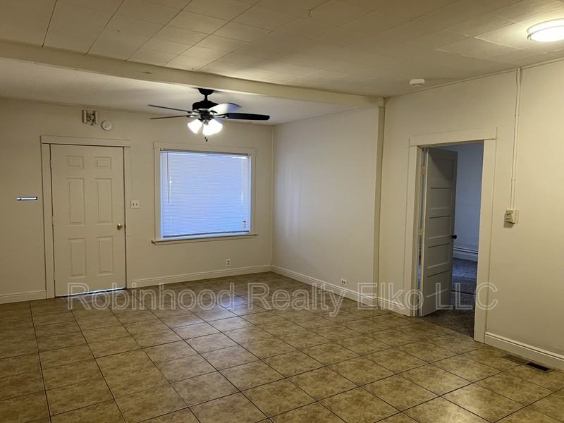 533 8th St - Photo 6 of 21