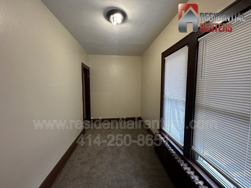 1823 W Mineral St - Photo 3 of 7