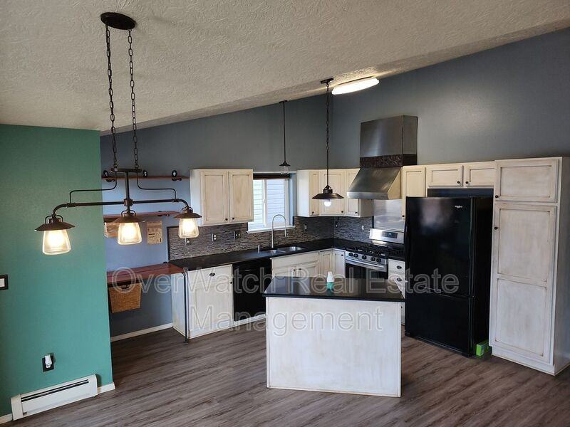 11709 Galloway Loop - Photo 3 of 24