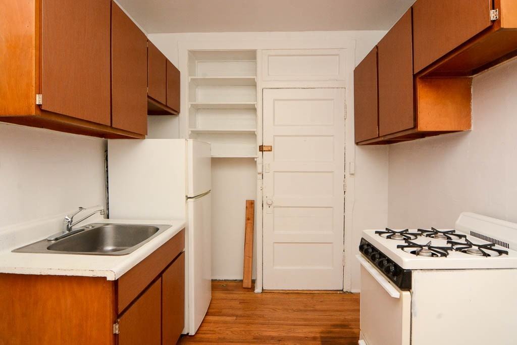 2714 N Spaulding Ave #2II - Photo 2 of 19