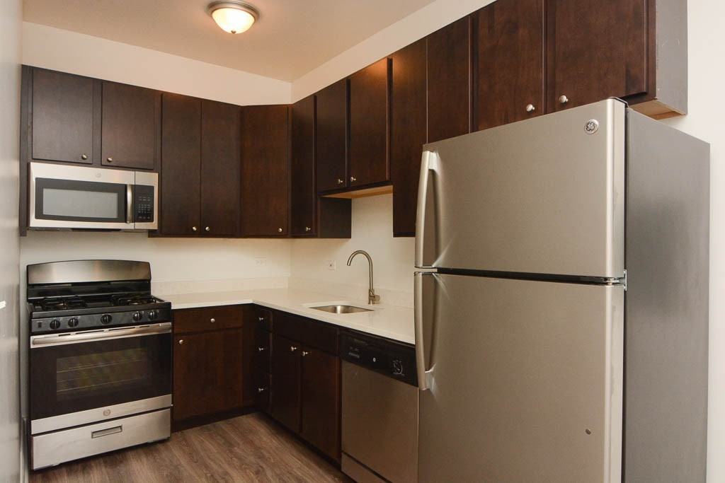 2936 W Palmer St #101 - Photo 3 of 19