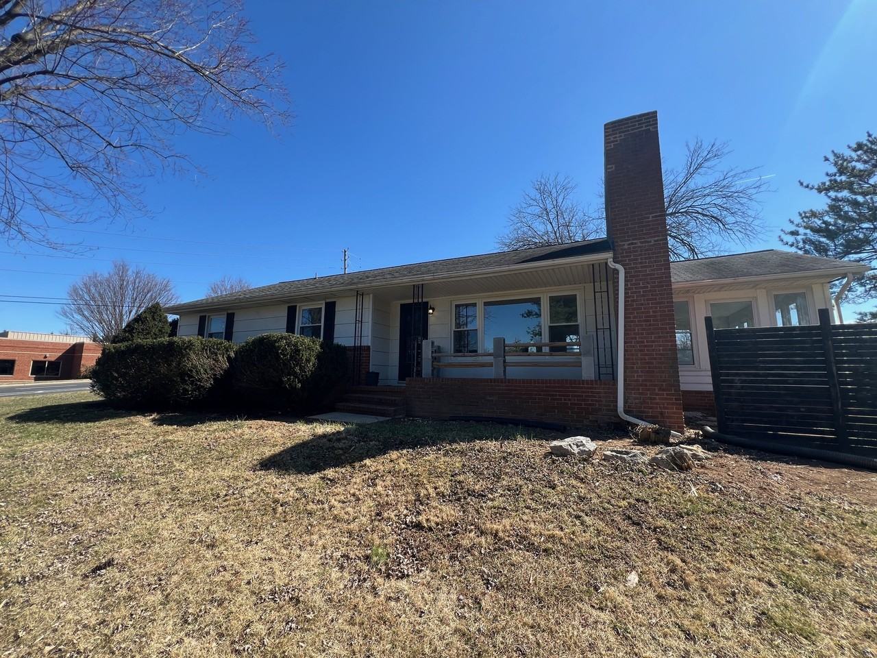 7419 Hayward Rd - Photo 2 of 18