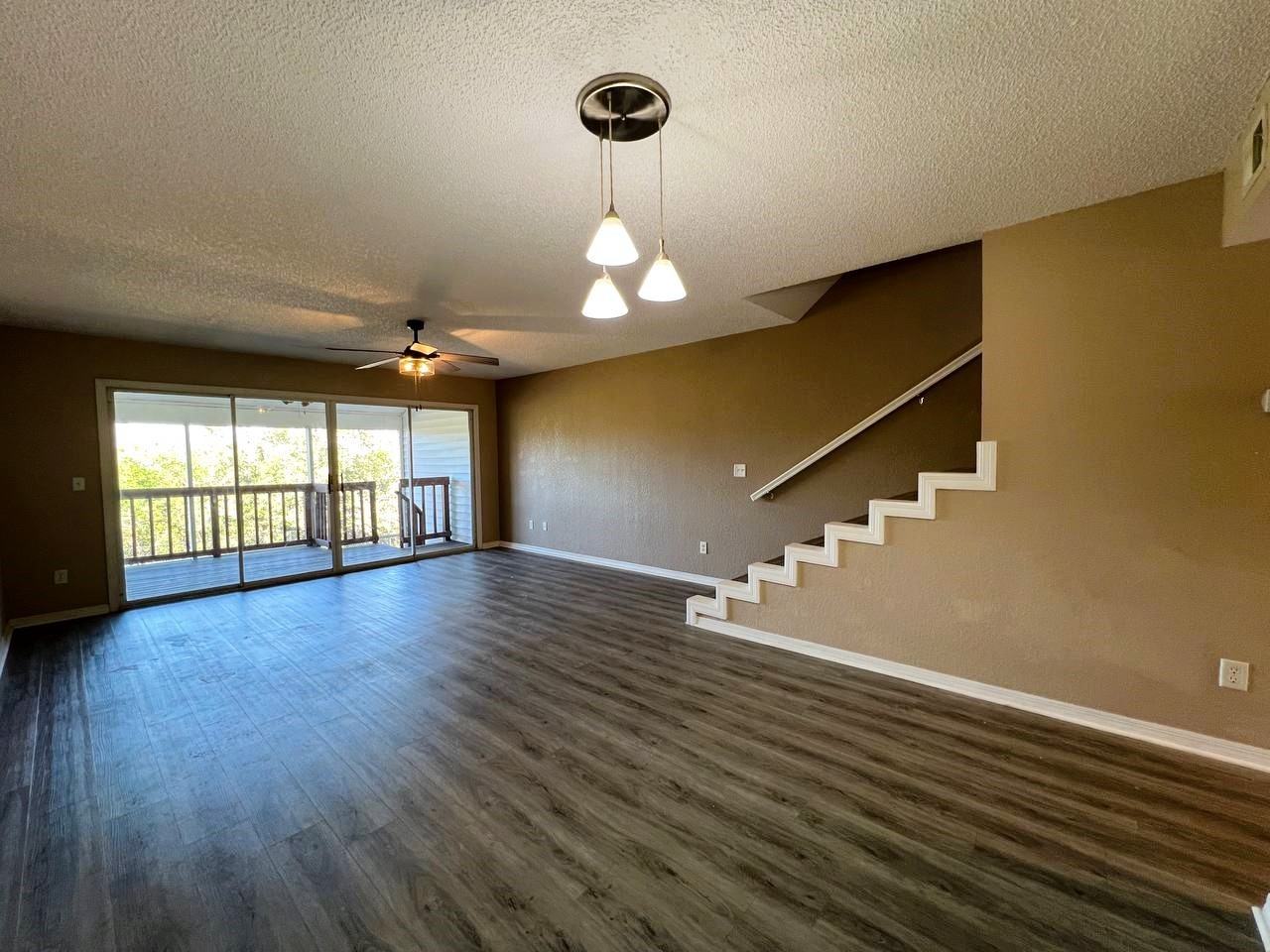 814 Hidden Harbour Dr - Photo 3 of 26