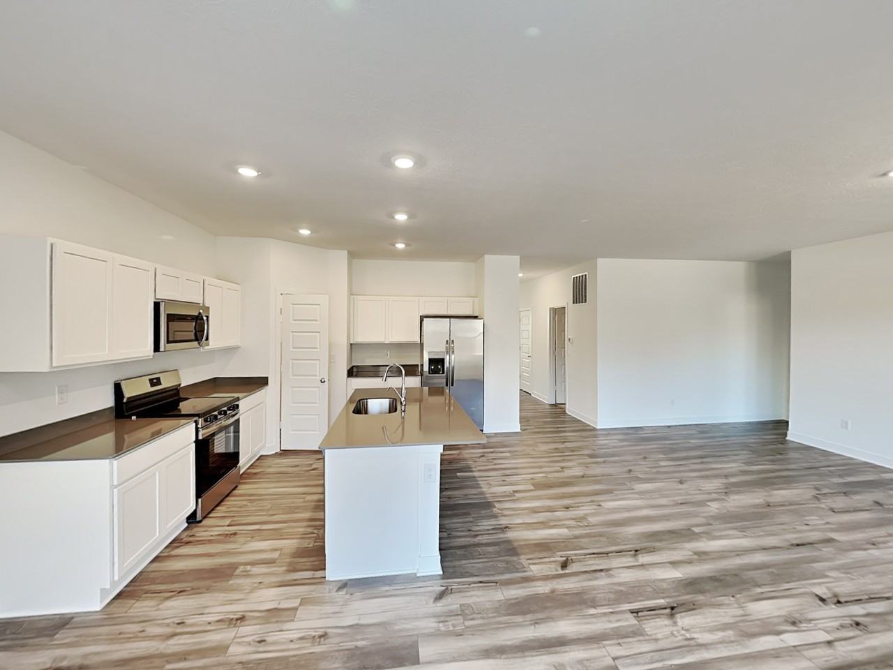 11710 Cotterill Way - Photo 3 of 16