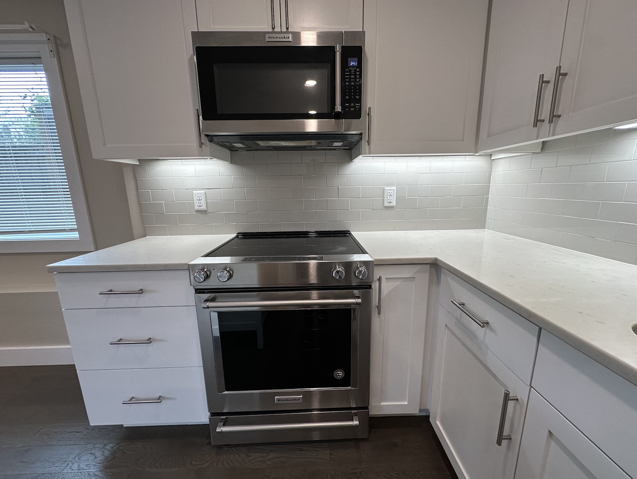 2029 Se Harold St #2 - Photo 7 of 30
