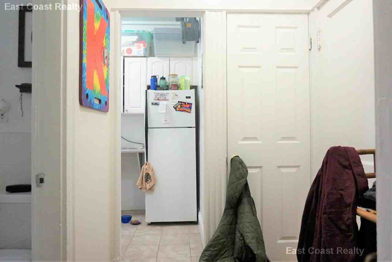 6 Orkney Rd #5 - Photo 4 of 15