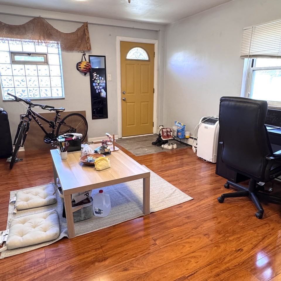 621 N Negley Ave #1B - Photo 3 of 12