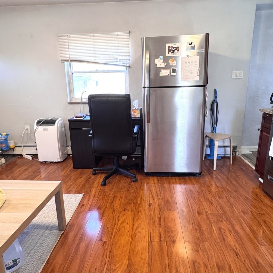 621 N Negley Ave #1B - Photo 5 of 12