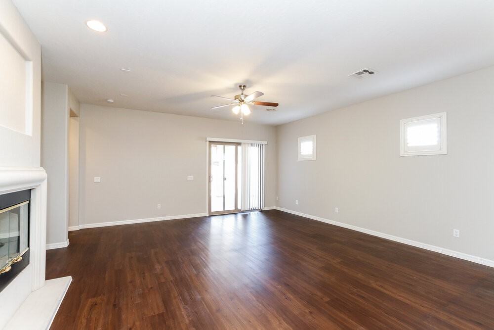 3923 Shetland Pony St - Photo 3 of 15