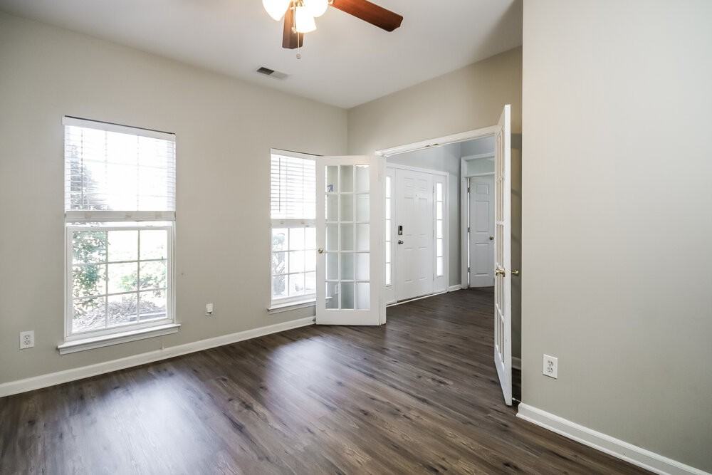 537 Georgetown Dr Nw - Photo 7 of 18