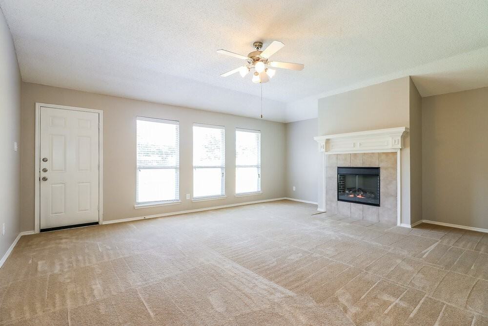 721 Horseshoe Ct - Photo 2 of 15