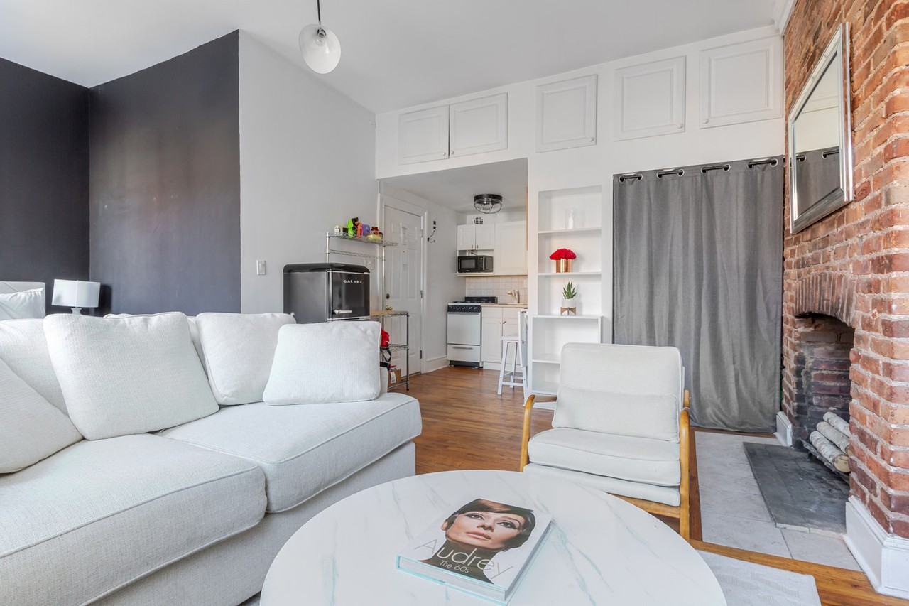 333 W 11th St #1055584P - Photo 6 of 15