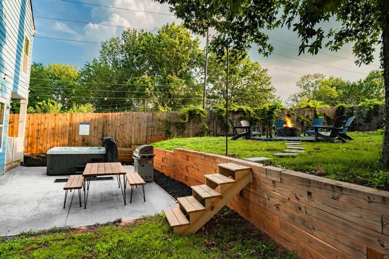 209 Clay St Se #1019260P - Photo 5 of 36