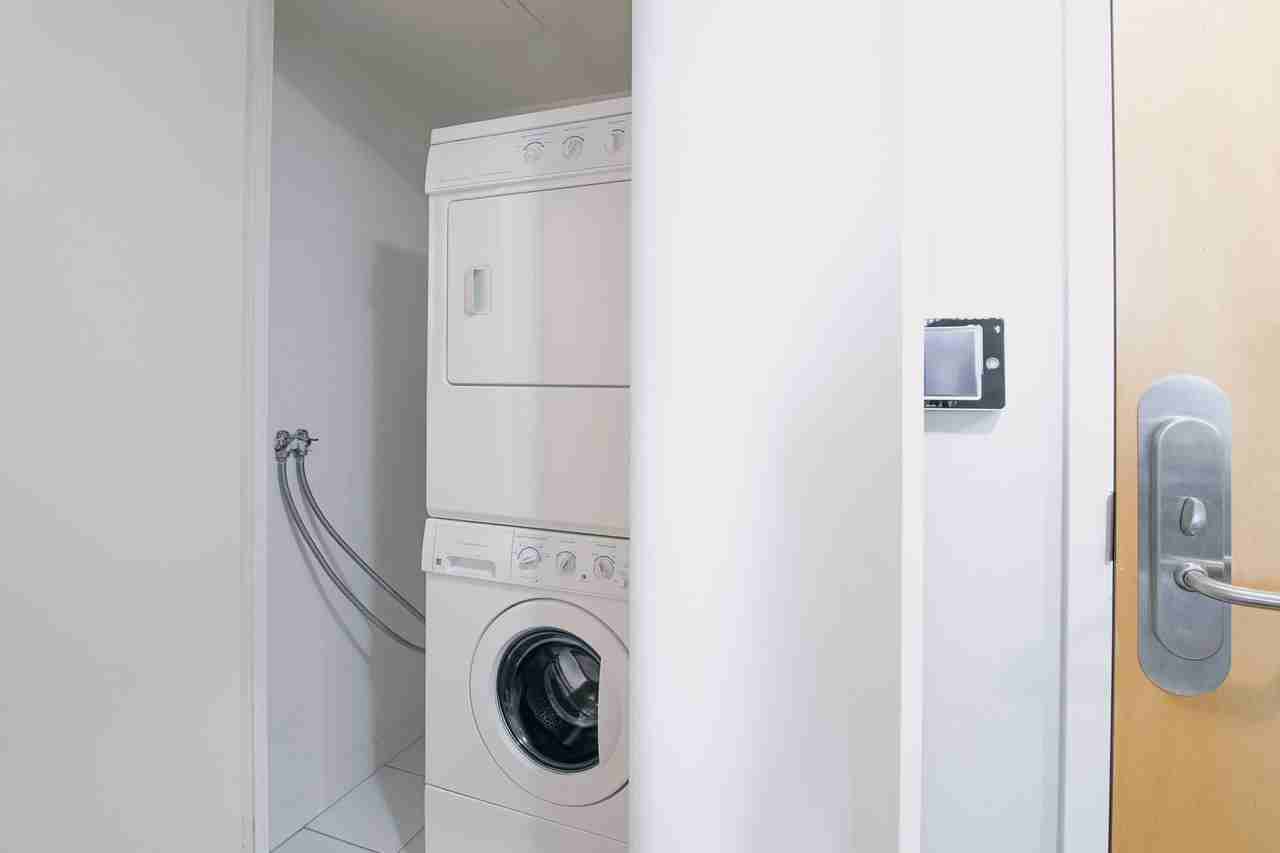 81 Bay St #1026106P - Photo 7 of 30