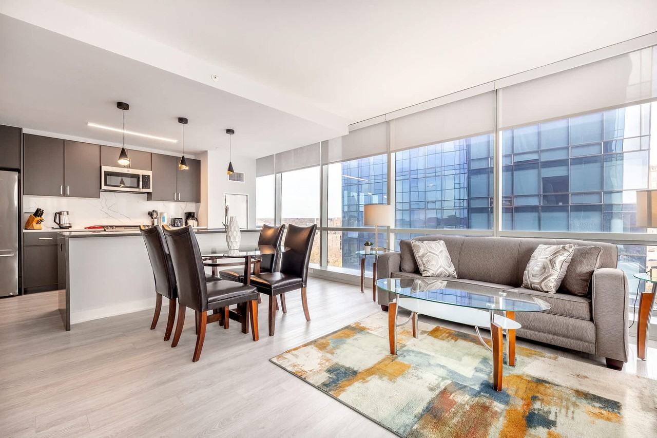 333 Huguenot Street - Photo 2 of 33