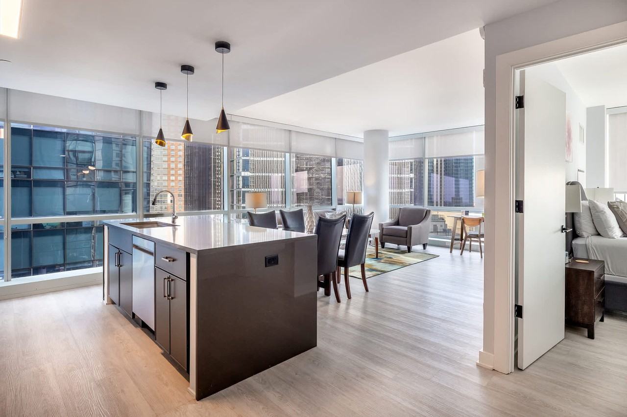 333 Huguenot Street - Photo 6 of 33