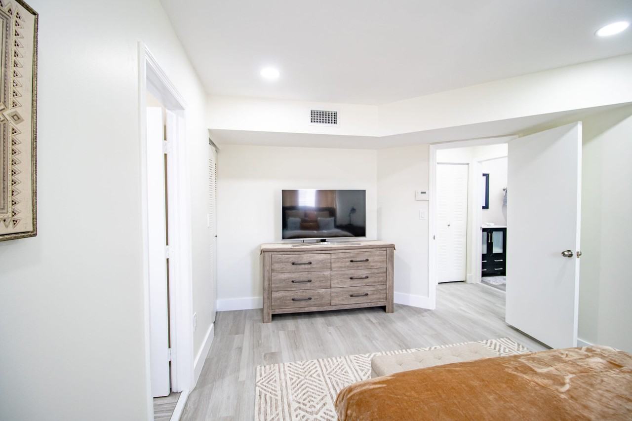 18706 Sw 100th Ave #1044543P - Photo 5 of 22