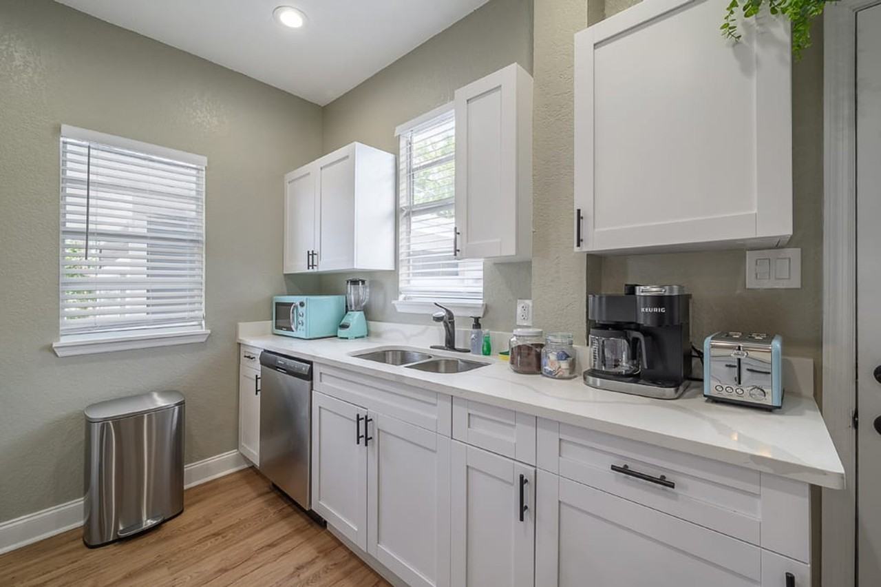 2501 West North B Street - Photo 6 of 37