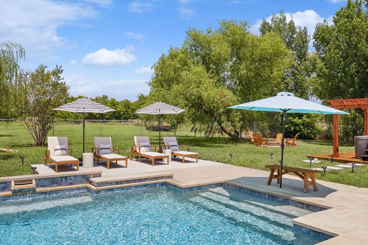 12161 Hill Country Cir #1056425P - Photo 5 of 43