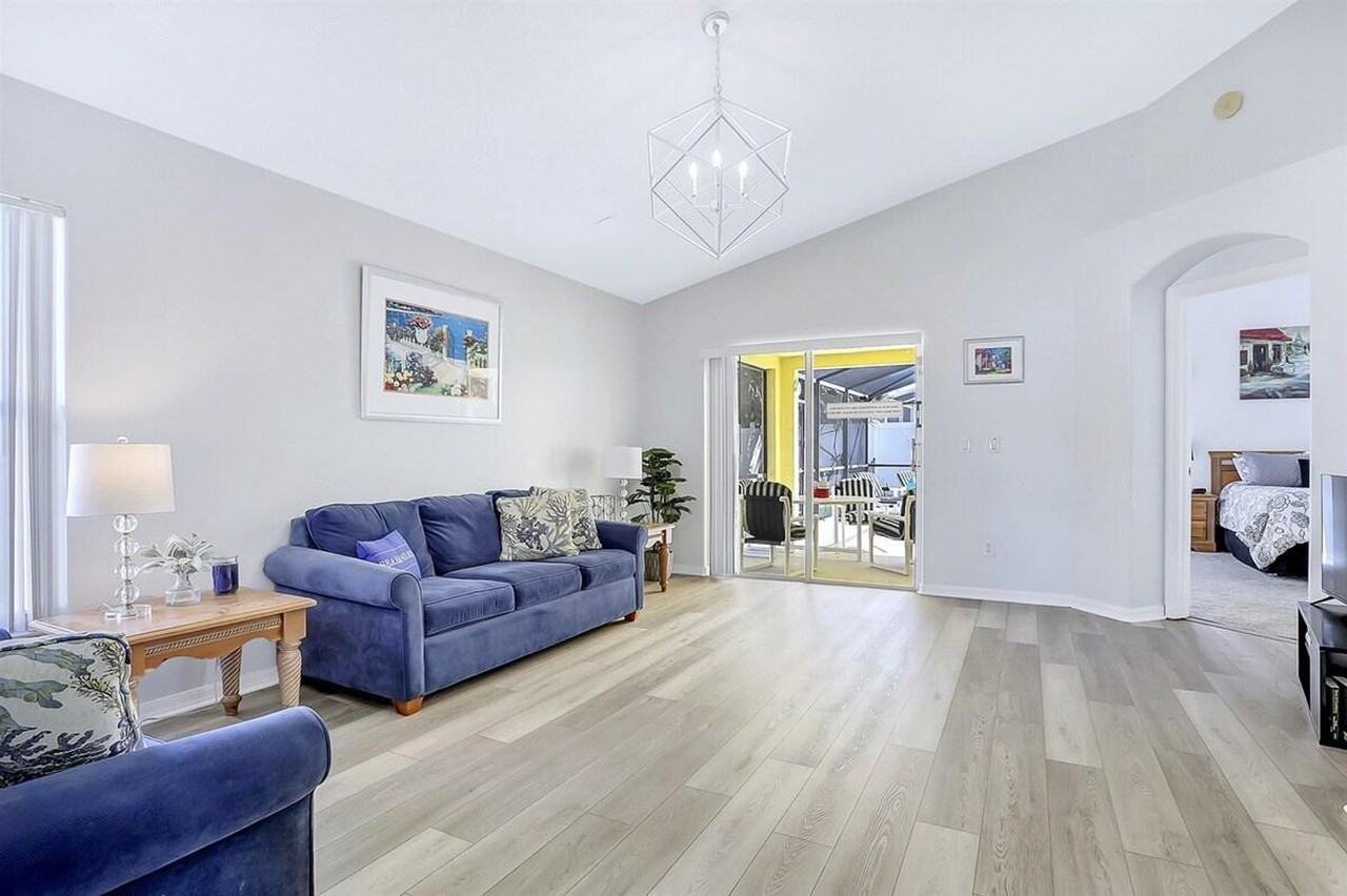 7832 Myrtle Oak Ln #1059224P - Photo 3 of 22