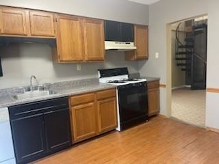 221 5th St #2 - Photo 4 of 23