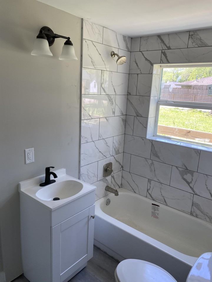 521 East Jackson Street #B - Photo 4 of 20