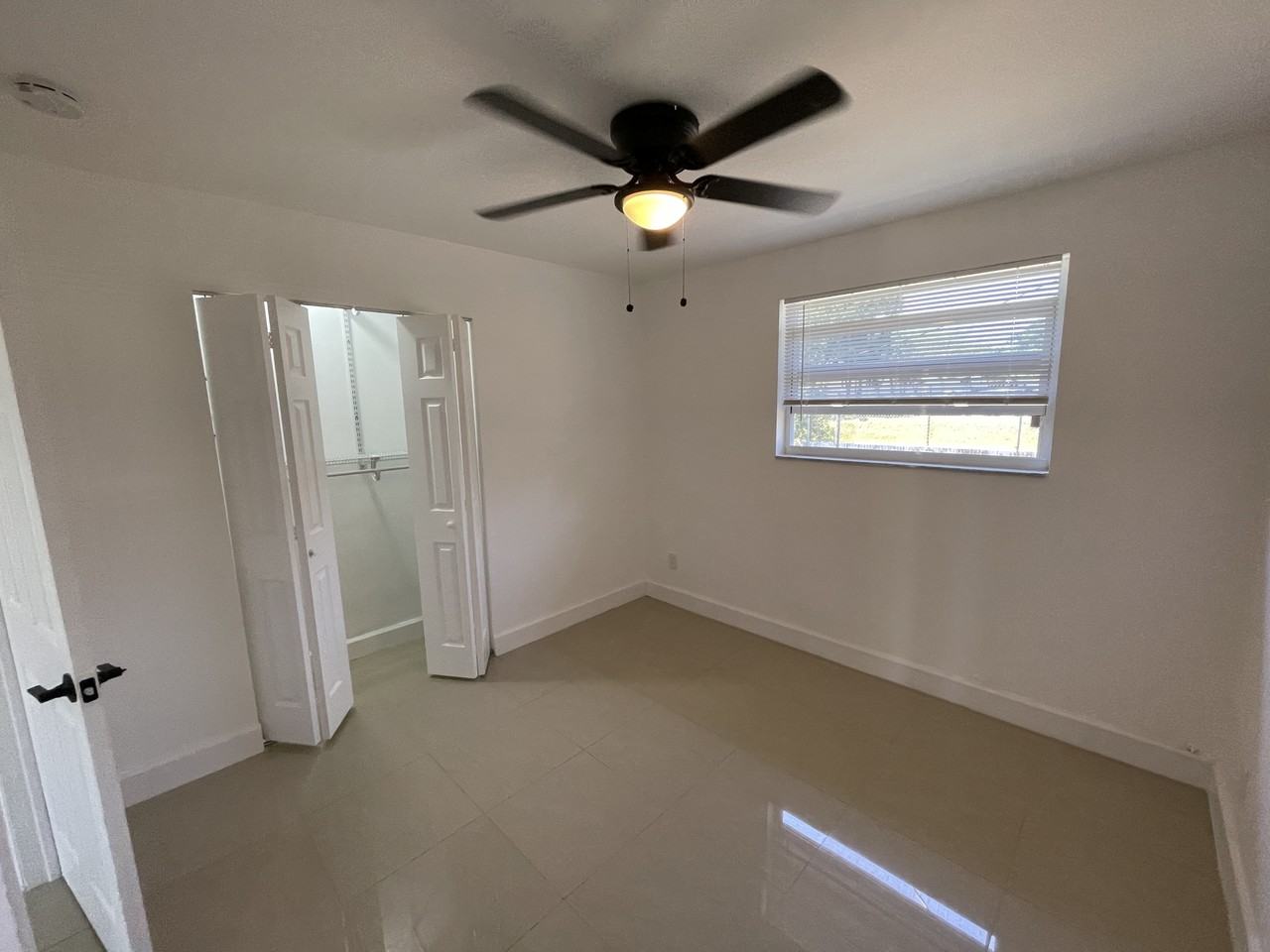 2315 Nw 23rd Ln #2315 - Photo 4 of 11