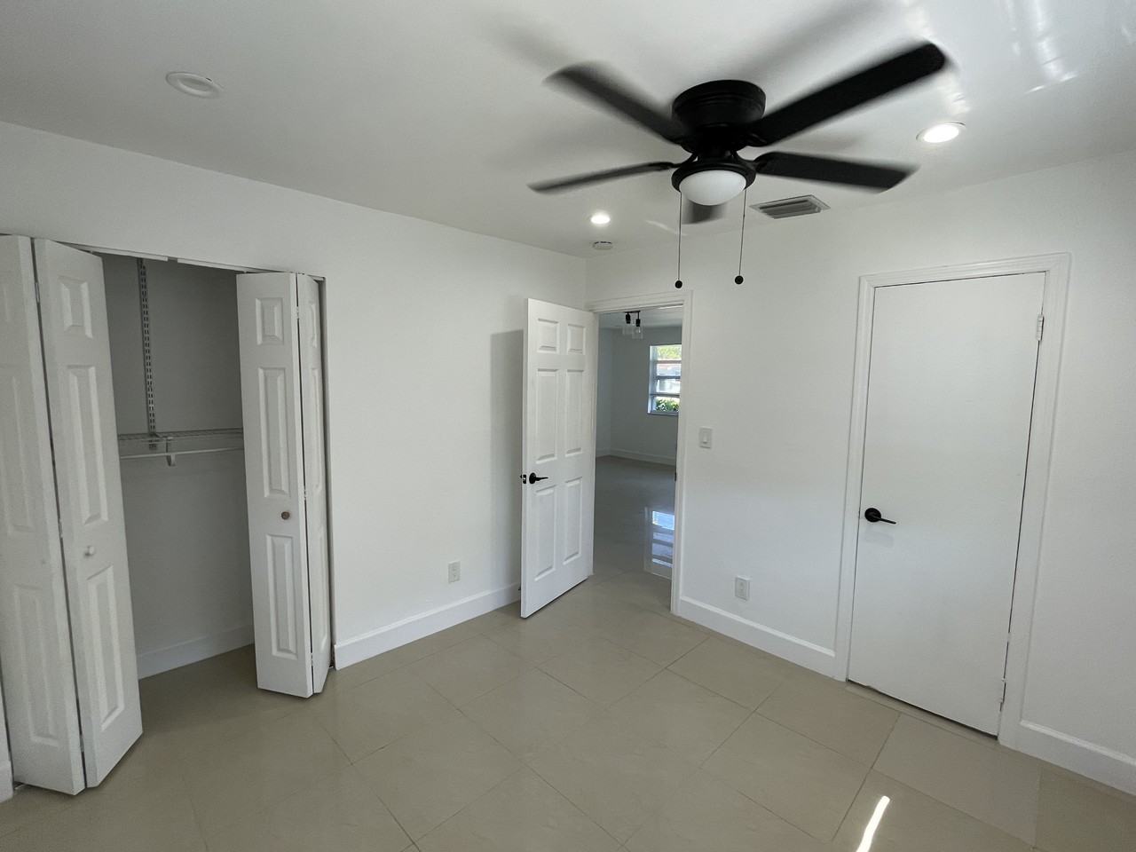 2315 Nw 23rd Ln #2315 - Photo 6 of 11