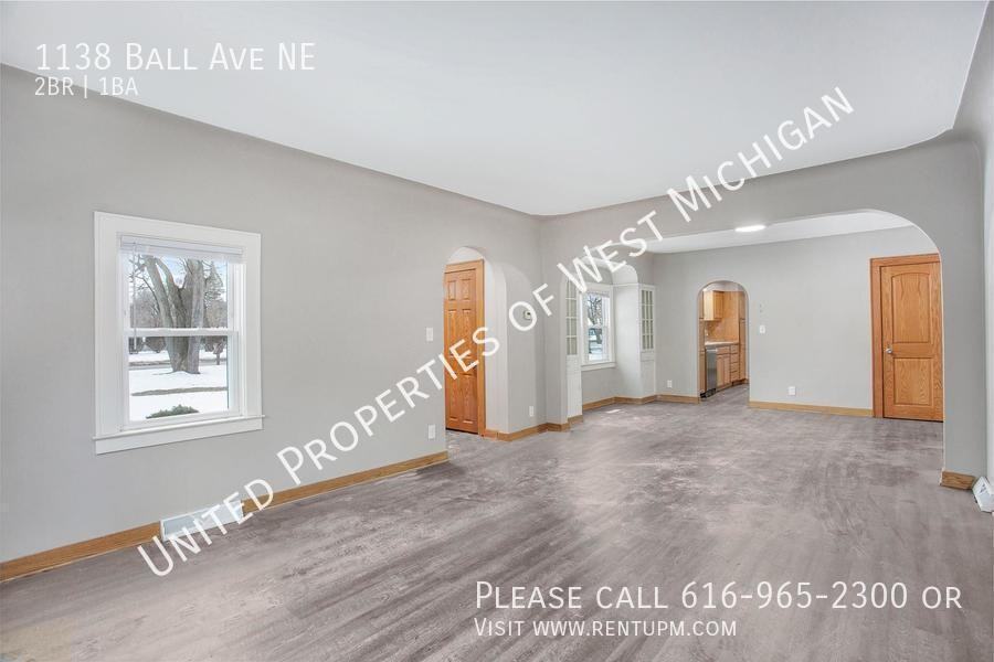 1138 Ball Ave Ne - Photo 3 of 16
