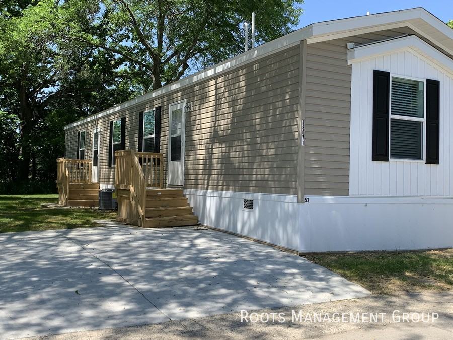 13071 Allen Ct #53 - Photo 2 of 9