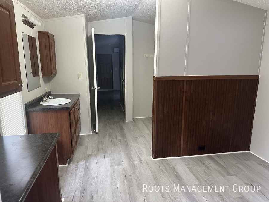 3023 Josibpet Ln #3023JL - Photo 4 of 15