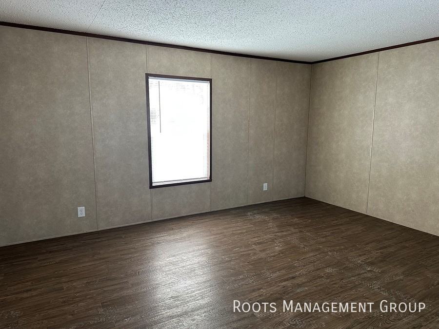 13064 Virginia Dr #115 - Photo 3 of 13